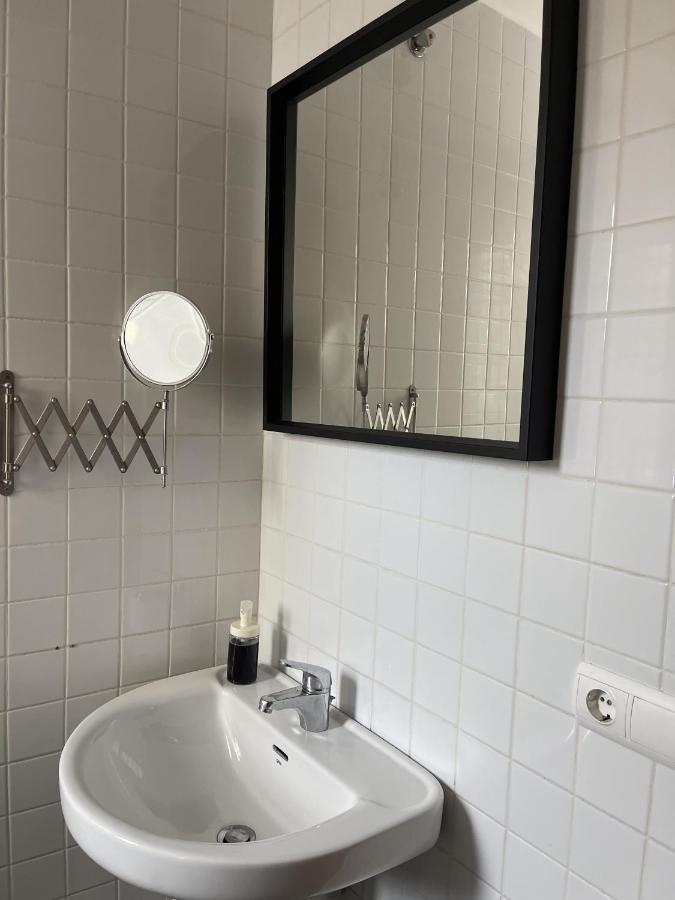 Stelarium-Suite Con Bano Privado En Casa Compartida-Uebica2 Mairena del Aljarafe Exteriör bild
