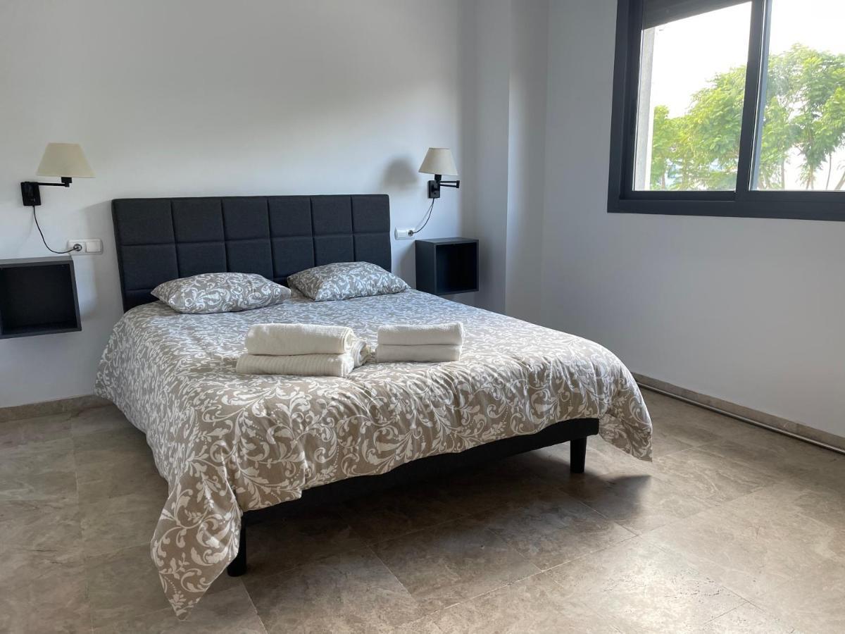Stelarium-Suite Con Bano Privado En Casa Compartida-Uebica2 Mairena del Aljarafe Exteriör bild