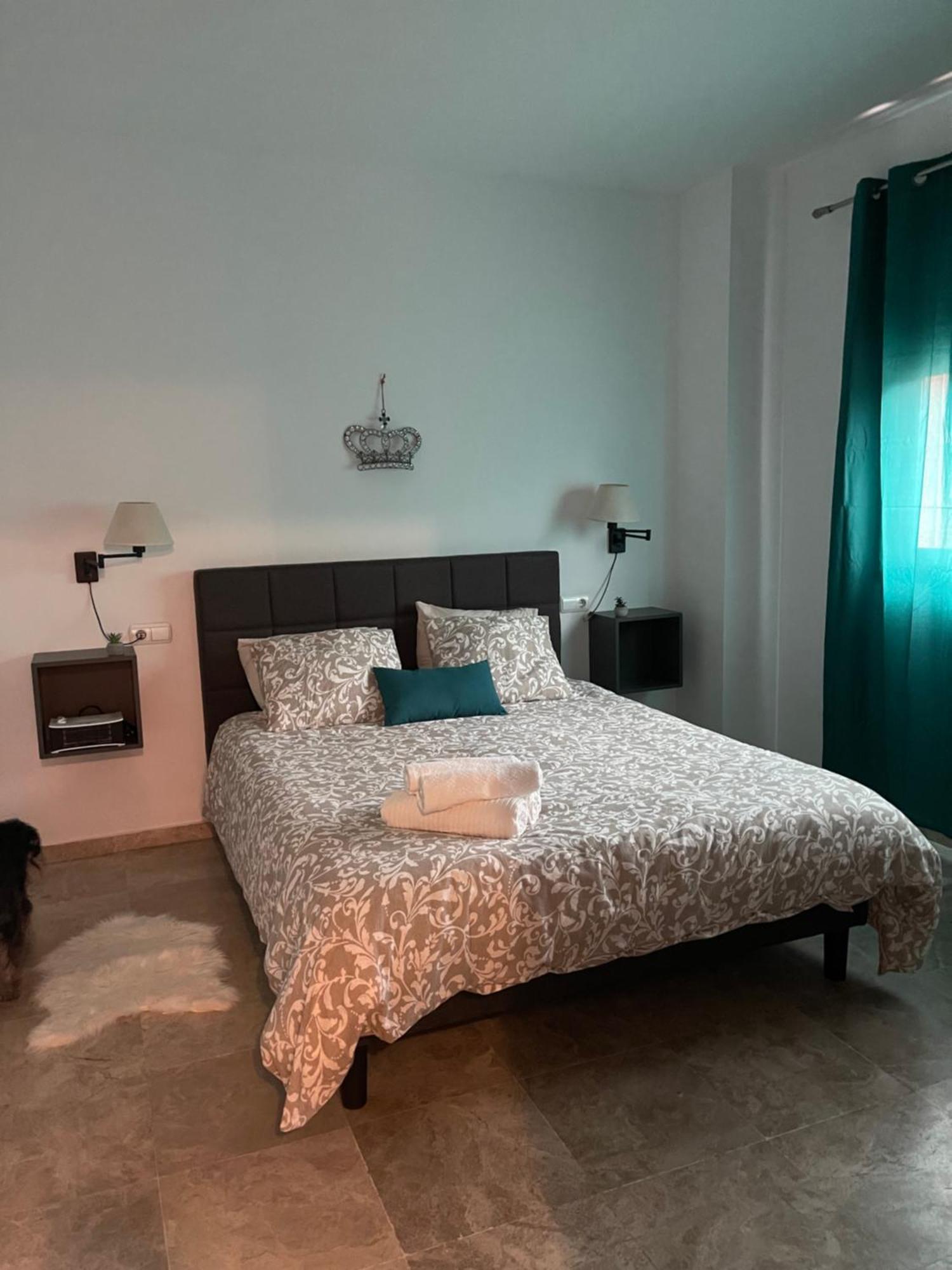 Stelarium-Suite Con Bano Privado En Casa Compartida-Uebica2 Mairena del Aljarafe Exteriör bild
